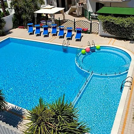 Acquamarina 4* סן בנדטו דל טרנטו
