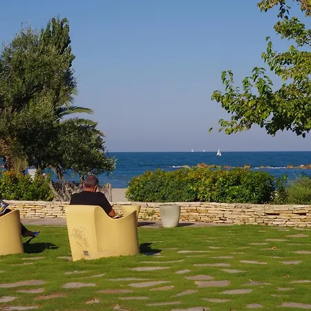 Acquamarina Apart Otel 4*