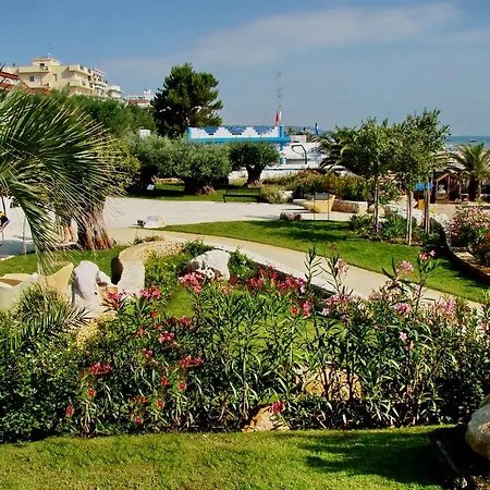 Acquamarina San Benedetto del Tronto